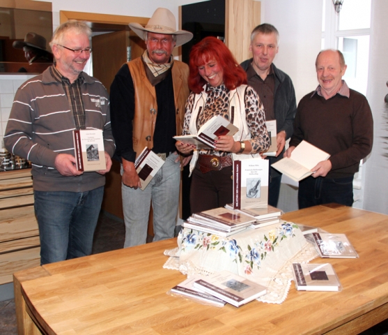 vlnr: Bgm. Karl-Heinz Schwenn, Andre Engelhardt, Annette Engelhardt, Johann Labbus, Helmut Riedemann