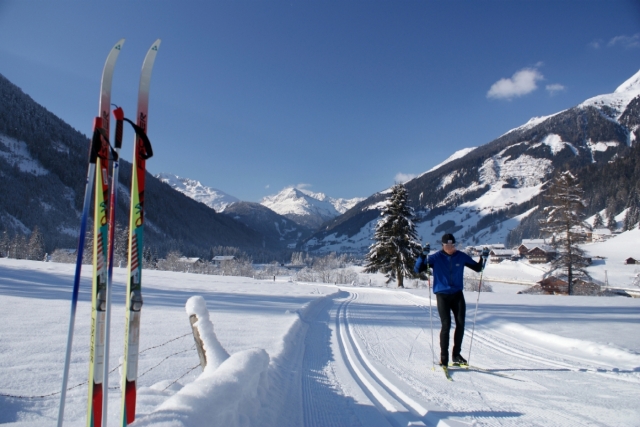 Immer wieder schön: Langlauf im Rund der Dreitausender. (Foto: defereggental.com)