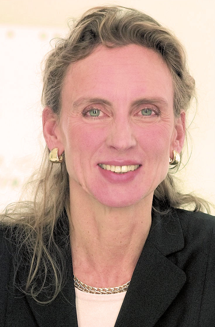 Dr Christine Loetters