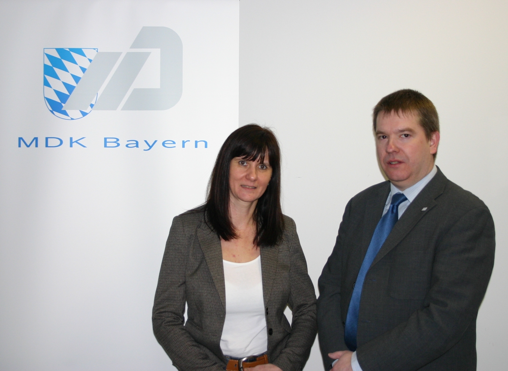 Frau Annett Kloschkewitz mit Herrn Dr. Michael Röder, Regionalleiter Ost des MDK Bayern