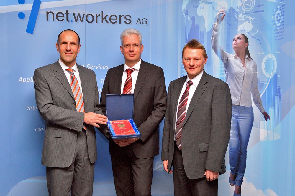 v. l.: Kretzberg (Vorstand Networkers), Dreusche (SD DataCore), Voß(Vertriebsleiter Networkers)