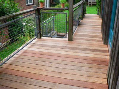 Ipe Terrassendielen für eine schöne Holzterrasse