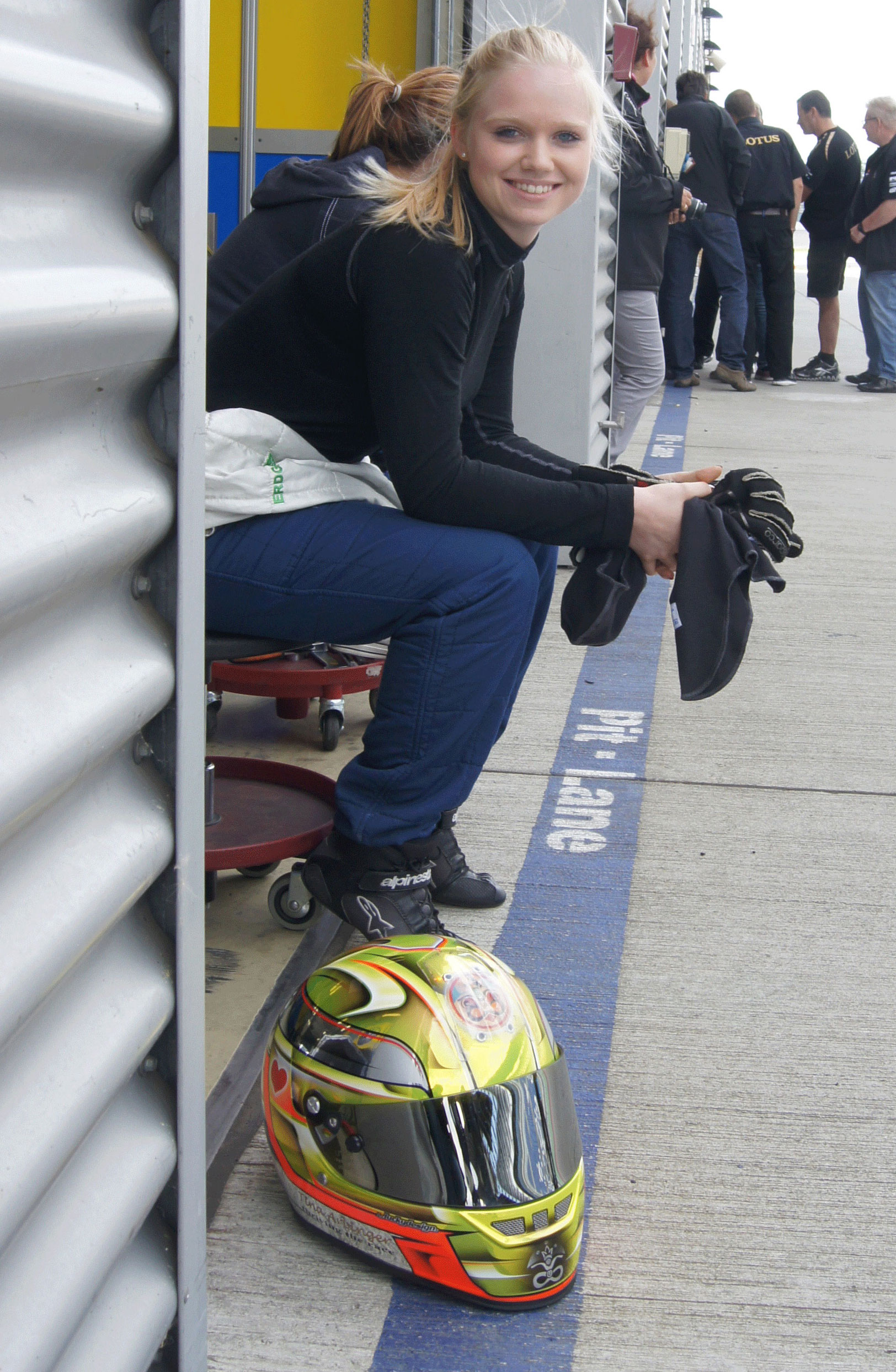 Tina Arbinger - Racinglady mit starker Willenskraft