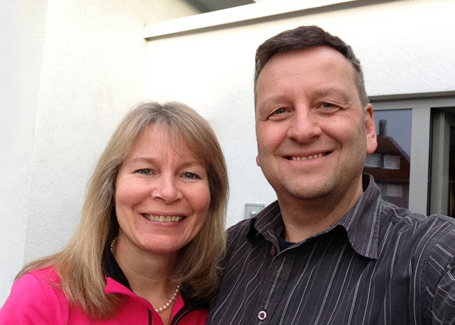 Astrid und Karl-Heinz von Lackum engagieren sich gegen den Bau der Biogasanlage Astrid und Karl-Heinz von Lackum engagieren sich gegen den Bau der Biogasanlage