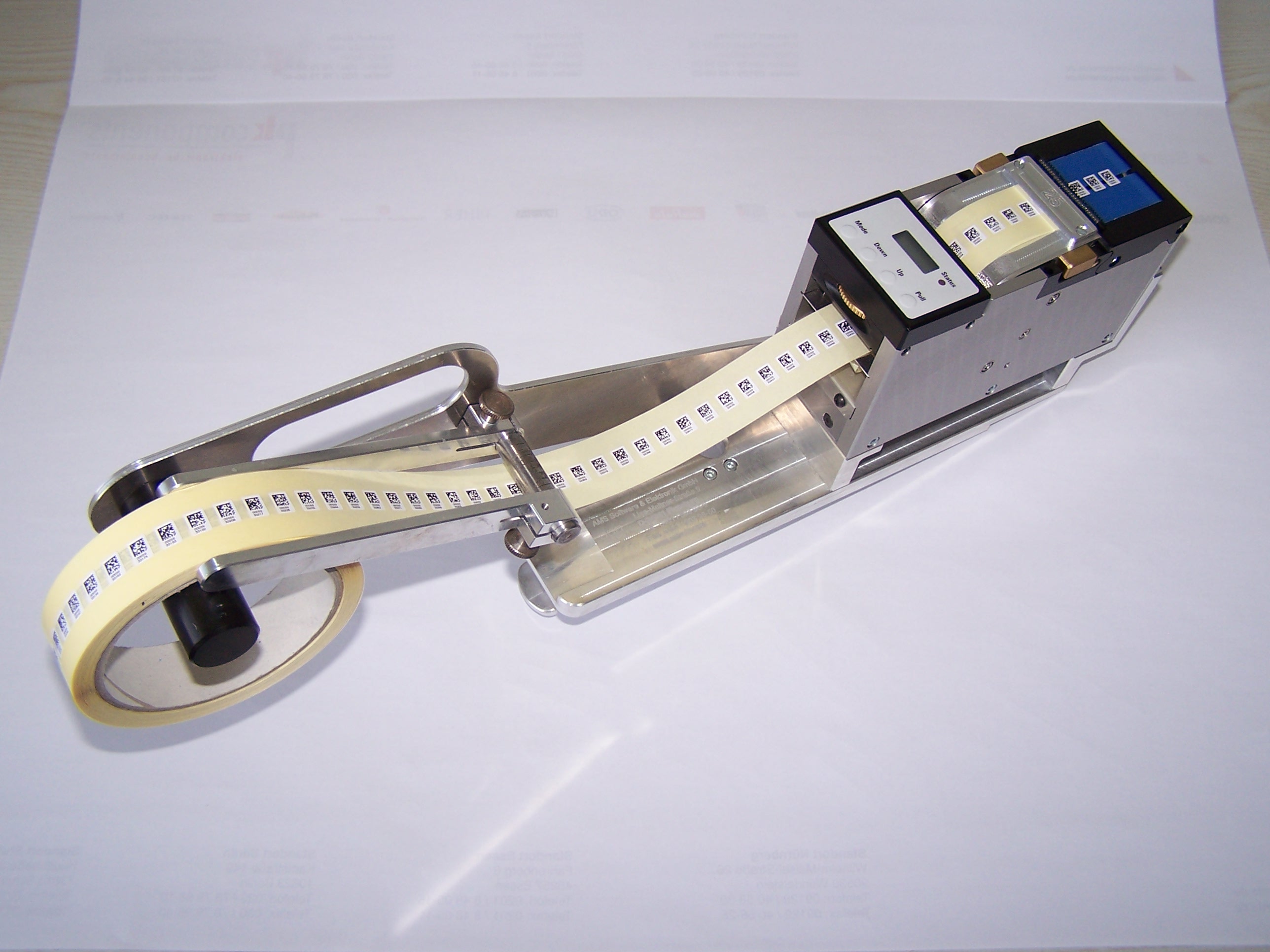 ALF12 label feeder