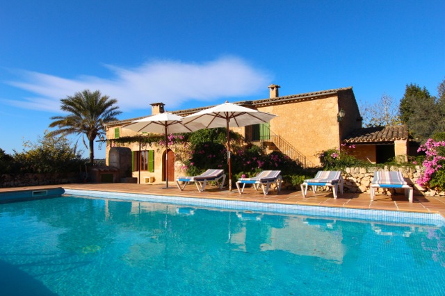 Fincas, Ferienhäuser auf Mallorca mieten Copyright: www.Traumferienhausreisen.de Fincas, Ferienhäuser auf Mallorca mieten Copyright: www.Traumferienhausreisen.de