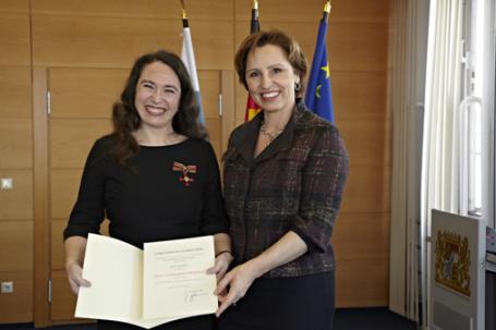 Inge Bell und Staatsministerin Christine Haderthauer