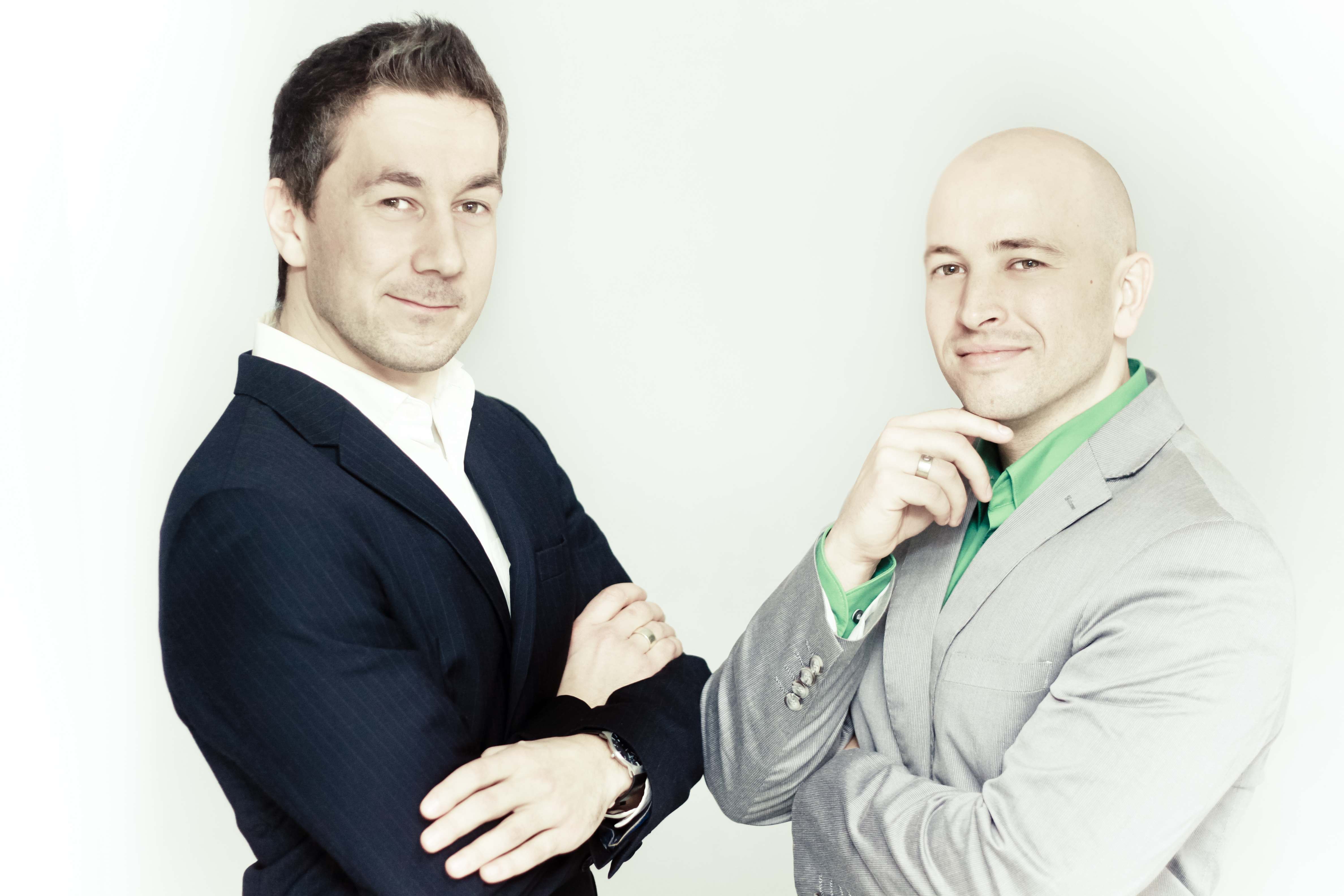 Vermitteln Traumjobs in Pflegebranche: Ronny Lamek und Jamal Abderrahmane von den Pflegeagenten.