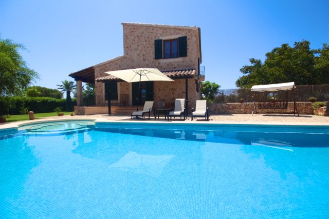 Finca Mallorca: Finca und Ferienhaus auf Mallorca mieten Copyright: www.Traumferienhausreisen.de Finca Mallorca: Finca und Ferienhaus auf Mallorca mieten Copyright: www.Traumferienhausreisen.de