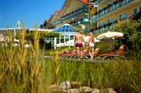 Pärchen am Schwimmteich