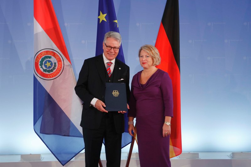 SRH-Chef Prof. Klaus Hekking, Staatsministerin Cornelia Pieper SRH-Chef Prof. Klaus Hekking, Staatsministerin Cornelia Pieper
