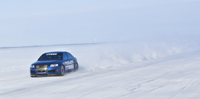 Neuer Weltrekord für Nokian-Winterreifen mit 335,713 km/h Höchstgeschwindigkeit auf Eis Foto: Nokian Neuer Weltrekord für Nokian-Winterreifen mit 335,713 km/h Höchstgeschwindigkeit auf Eis Foto: Nokian
