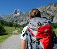 Wandern in Tirol: Frühlingswanderung im Karwendel Wandern in Tirol: Frühlingswanderung im Karwendel