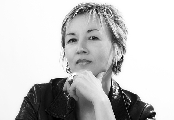 Dr. Josephine Prokop Inhaberin und kreativer Kopf der Wuppertaler Design-Agentur PROKOP IDentity Dr. Josephine Prokop Inhaberin und kreativer Kopf der Wuppertaler Design-Agentur PROKOP IDentity