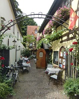 Genussvolle Momente erleben im wundervollen Biergarten in Veitshöchheim Genussvolle Momente erleben im wundervollen Biergarten in Veitshöchheim