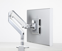 Humanscale M2 hebt Monitore an Humanscale M2 hebt Monitore an