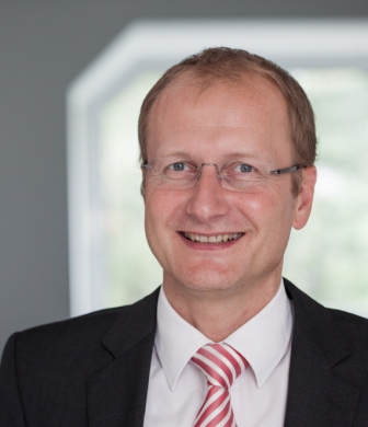 Prof. Dr. Jens Böcker, Vorstandsmitglied M2M Alliance Prof. Dr. Jens Böcker, Vorstandsmitglied M2M Alliance