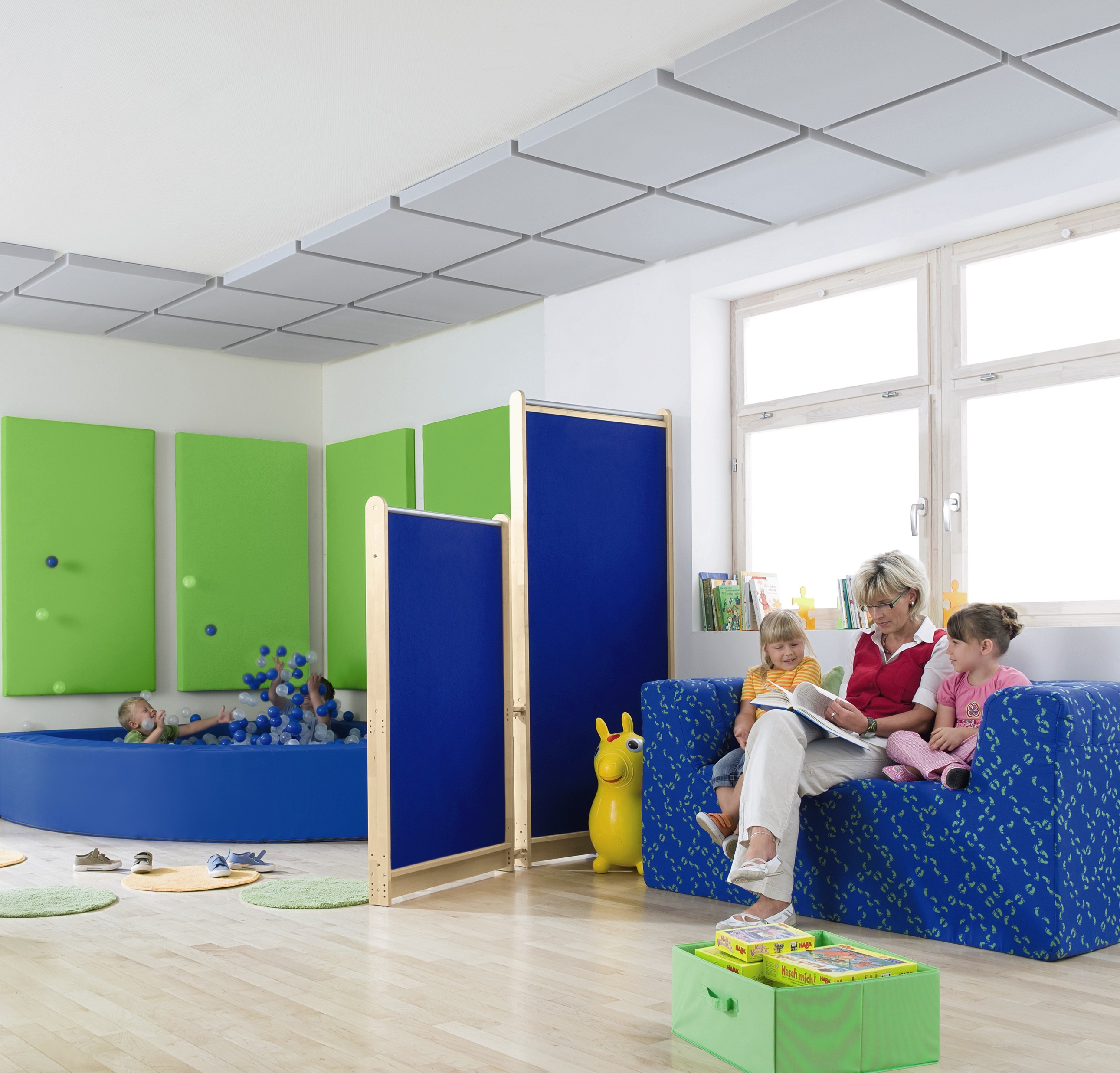 Schallabsorbierende Wand-, Decken- und Trennwand-Elemente von SonicLine.