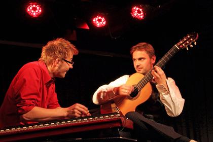 gruber+gruber geht am 21. April im Schloss Seefeld mit gruber+gruber geht am 21. April im Schloss Seefeld mit
