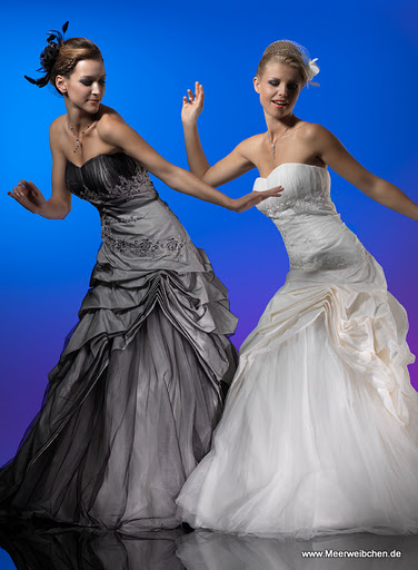 Brautmode und Abendmode bei Meerweibchen Brautmode und Abendmode bei Meerweibchen