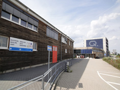 Teilansicht des früheren Q-Cells-Areals in Bitterfeld Teilansicht des früheren Q-Cells-Areals in Bitterfeld