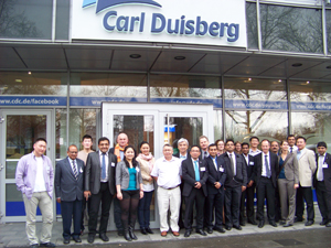 Managergruppe aus Asien und Zentralasien in Köln