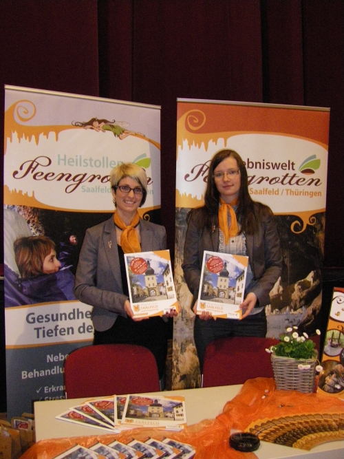 Präsentation der Gruppenmappe auf dem Travel.13 in Thüringen