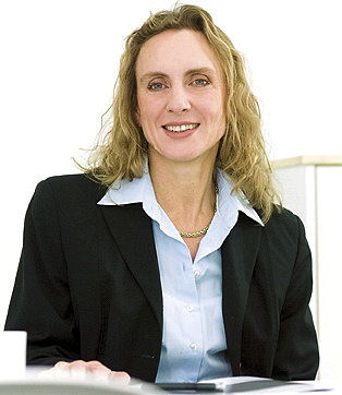 Dr. Christine Lötters Dr. Christine Lötters