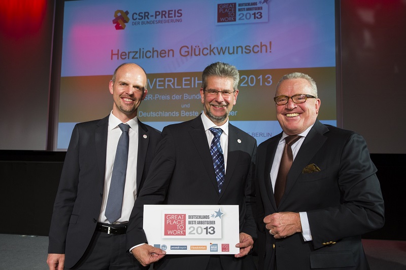 Von links nach rechts: Christian Gröbmüller, National Sales Manager NI Germany, Michael Dams, Gesch Von links nach rechts: Christian Gröbmüller, National Sales Manager NI Germany, Michael Dams, Gesch