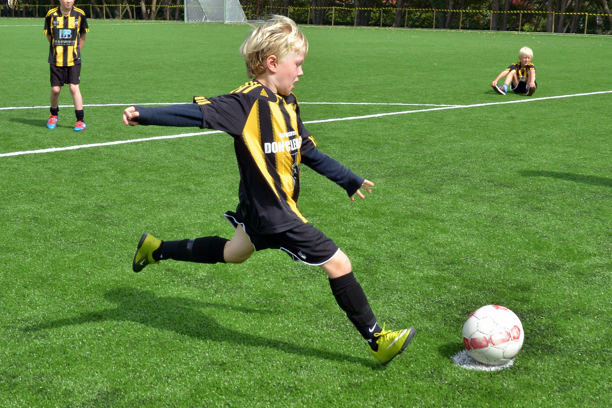 Der neue Kunstrasenplatz in Aarhus bringt Freude am Fußballspielen