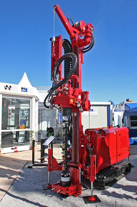 Erstes Serienmodell?premodrill 50? Brunnenbohrgerät auf der bauma. Erstes Serienmodell?premodrill 50? Brunnenbohrgerät auf der bauma.