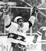 Der frühere Eishockeystar Gerd Truntschka hat LaVita entwickelt