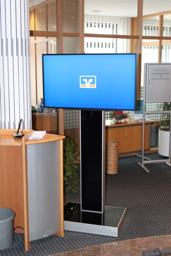 Beispielhafter „DialogPunkt“ im Filialbereich der Volksbank Helmstedt Beispielhafter „DialogPunkt“ im Filialbereich der Volksbank Helmstedt