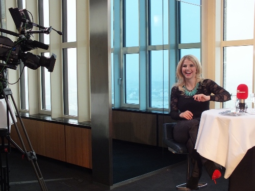 Beatrice Egli zum Interview im Radisson Blu Hotel in Hamburg Beatrice Egli zum Interview im Radisson Blu Hotel in Hamburg