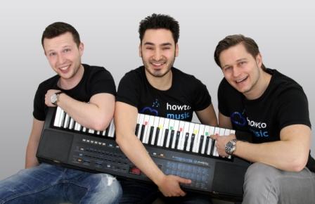 Die Gründer Potstada, Gilman und Schreiber von howto music. Die Gründer Potstada, Gilman und Schreiber von howto music.