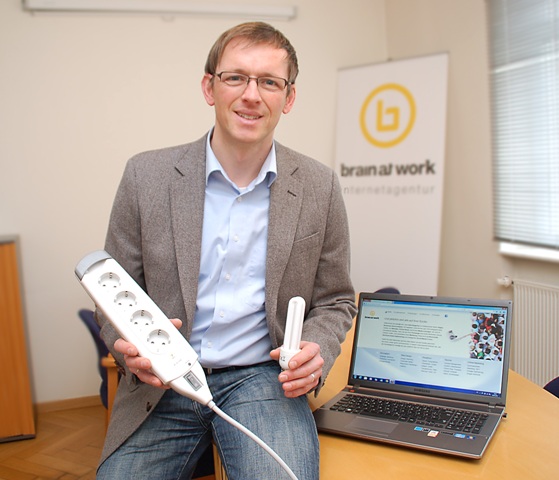 Stromsparen wird in der Internetagentur brain at work groß geschrieben Stromsparen wird in der Internetagentur brain at work groß geschrieben