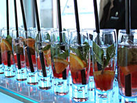 Von klassisch bis molekular: Lacocktail bietet Cocktails für jeden Geschmack. (Foto: Lacocktail) Von klassisch bis molekular: Lacocktail bietet Cocktails für jeden Geschmack. (Foto: Lacocktail)