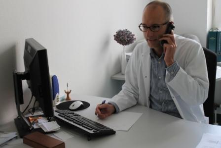 Telefonische Beratung durch Experten der MediClin Robert Janker Klinik Telefonische Beratung durch Experten der MediClin Robert Janker Klinik