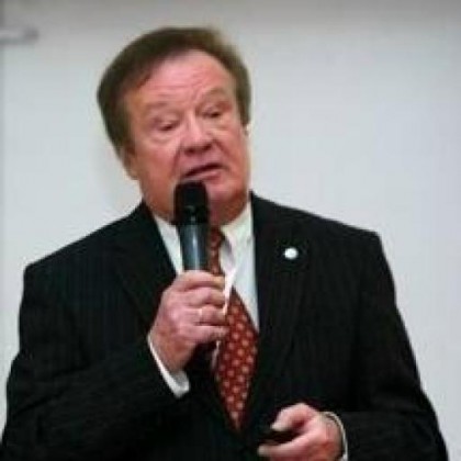 Prof. Dr. Norbert W Knoll von Dornhoff