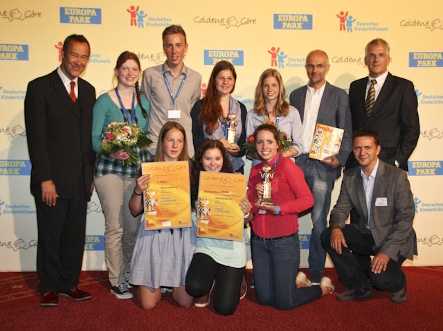 Lübecker Buchpiraten gewinnen Kinderrechtepreis Goldene Göre