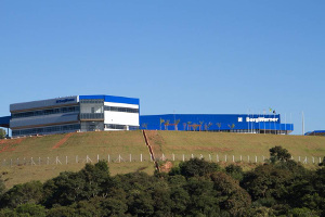 Mit der brasilian.Produktionsanlage und einem Entwicklungszentrum ist BorgWarner optimal aufgestellt Mit der brasilian.Produktionsanlage und einem Entwicklungszentrum ist BorgWarner optimal aufgestellt
