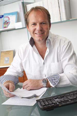 Holger Fuchs, Facharzt für Plastische, Ästhetische und Rekonstruktive Chirurgie Holger Fuchs, Facharzt für Plastische, Ästhetische und Rekonstruktive Chirurgie