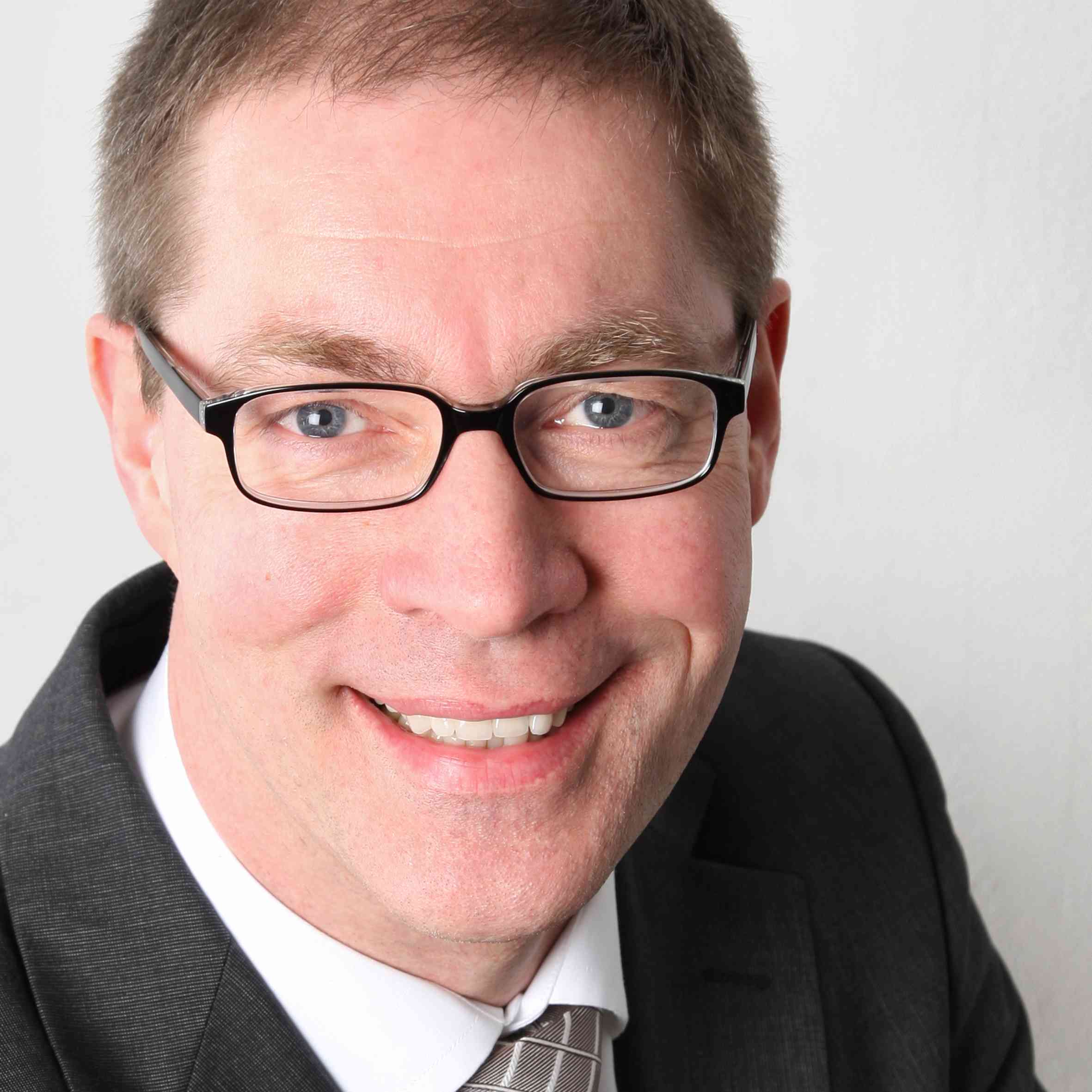 Dr. Ralf Pollmann Dr. Ralf Pollmann