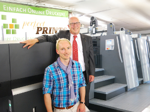 v. L.: Oliver Schmidt (Projektleiter perfectPRINTS), Matthias Wenng (Geschäftsführer Wenng Gruppe)