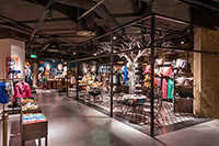 Aktueller Ladenbau der REAL-Group: Fashion Multilabelstore „Zapata“ in Augsburg Aktueller Ladenbau der REAL-Group: Fashion Multilabelstore „Zapata“ in Augsburg