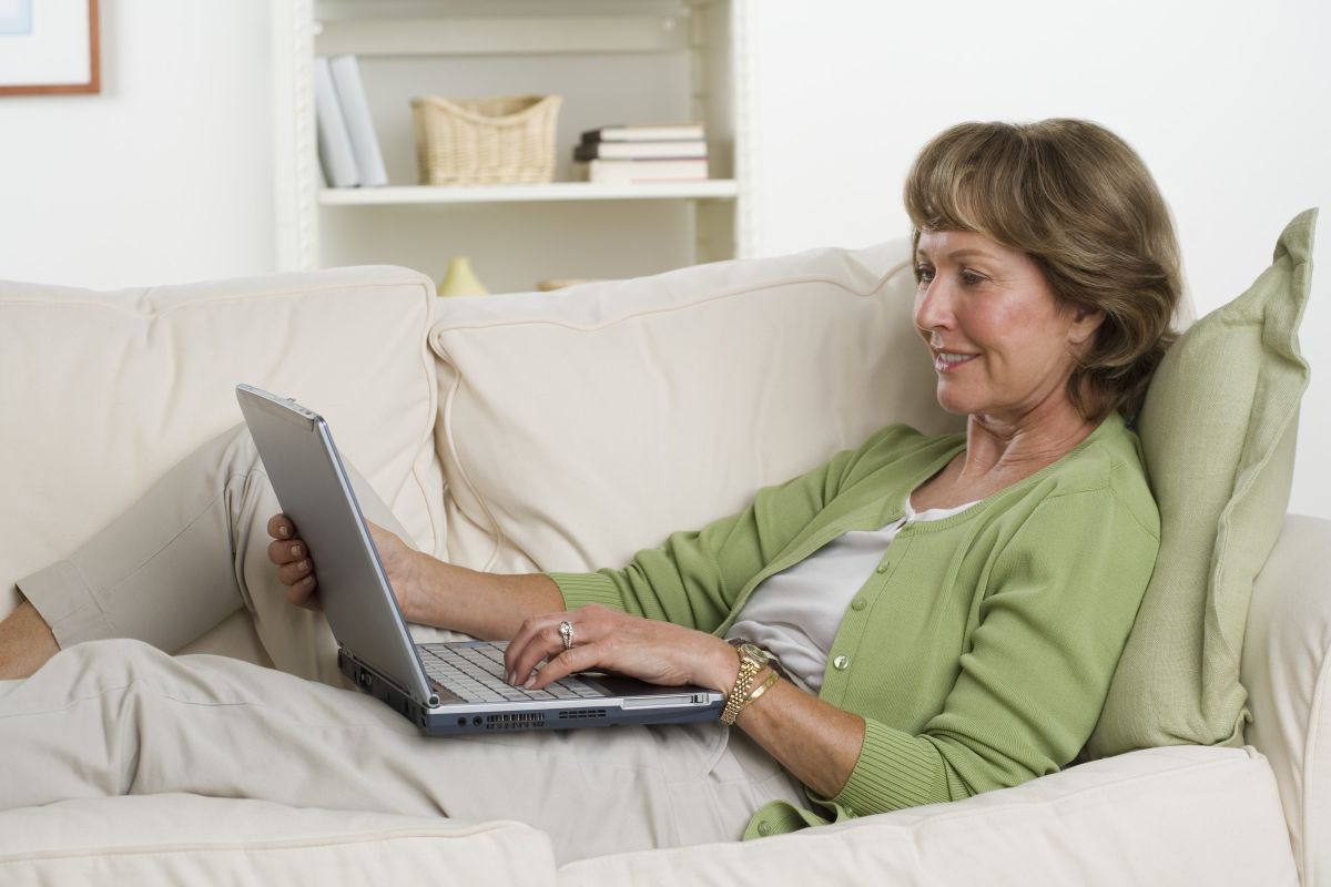 Die Laptops von Ordissimo eignen sich speziell für Senioren, die einen Computereinstieg suchen. Die Laptops von Ordissimo eignen sich speziell für Senioren, die einen Computereinstieg suchen.