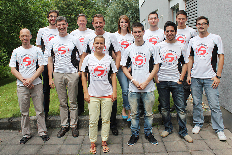 SoftProject trat mit einer eigenen Mannschaft zum 24h Lauf für Kinderrechte in Karlsruhe an. SoftProject trat mit einer eigenen Mannschaft zum 24h Lauf für Kinderrechte in Karlsruhe an.