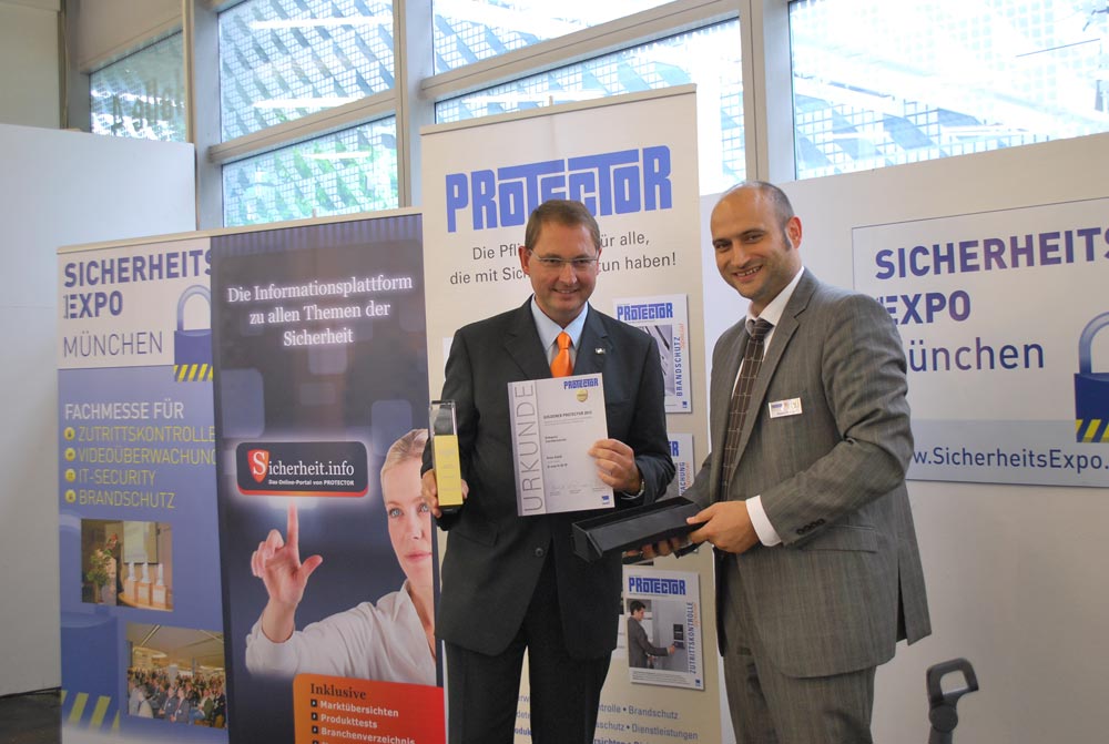 Preisverleihung an Bernd rütgers, Vertriebsleiter bei der Kaba GmbH