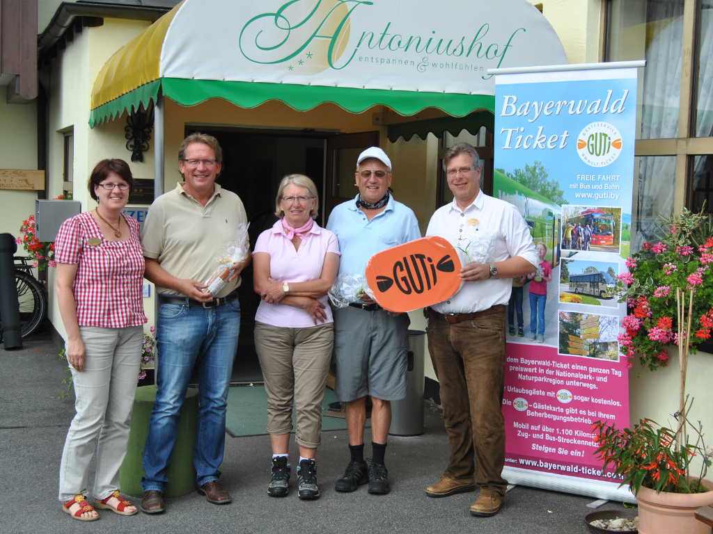 Gewinner: Rosi u. Leo H. Gewinner: Rosi u. Leo H.