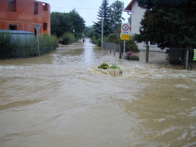 Naturkatastrophen hinterlassen immer Schäden. Naturkatastrophen hinterlassen immer Schäden.